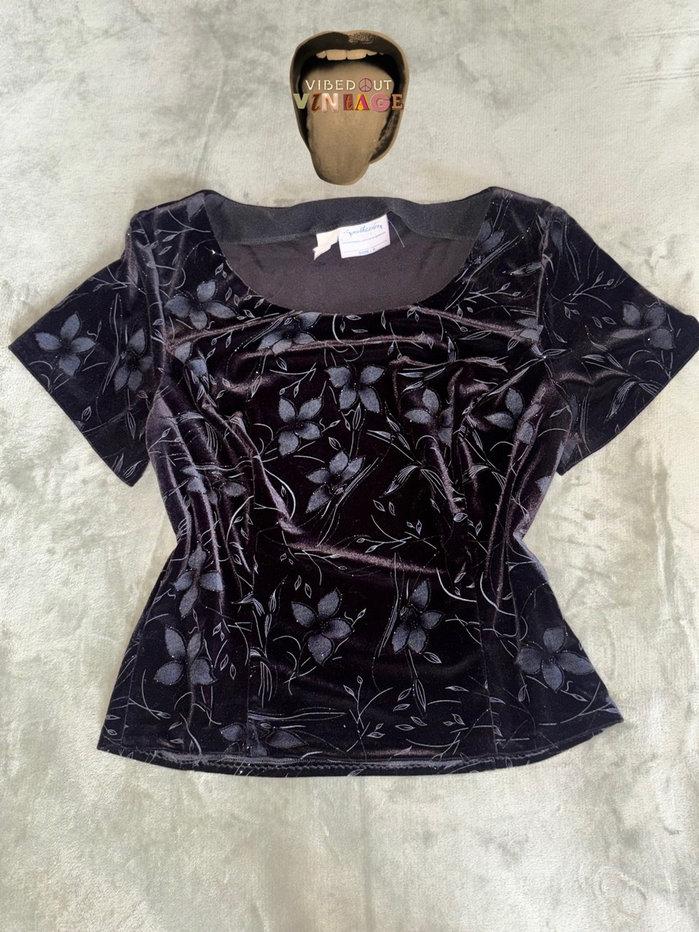 Velvet Floral Short Sleeve Tee - Black